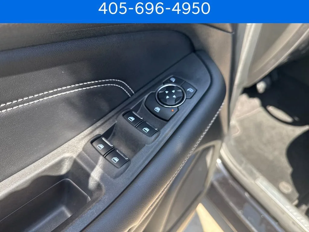 Pre-Owned 2024 Ford Edge Titanium
