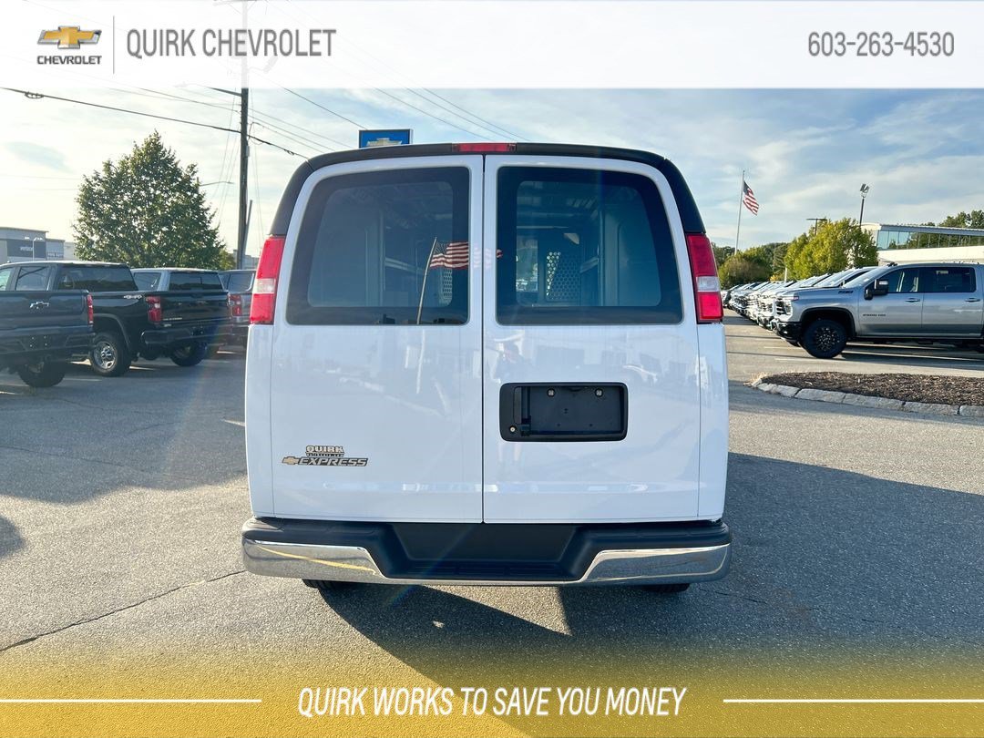2025 Chevrolet Express Cargo Work Van - Photo 7