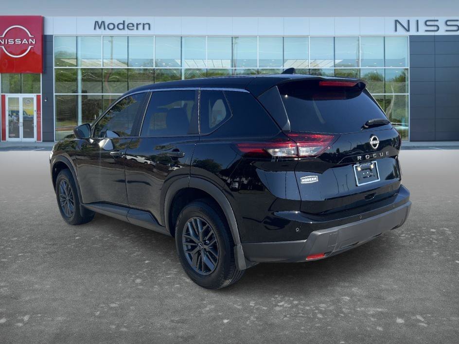 Used 2025 Super Black Nissan S image 7