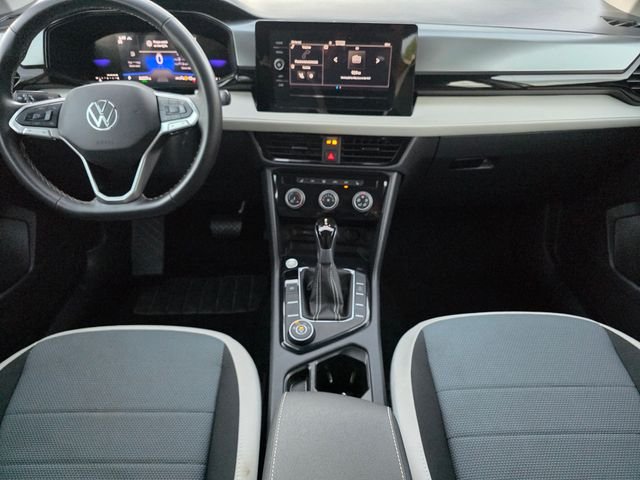 Used 2025 Pure White Volkswagen 1.5T S image 21