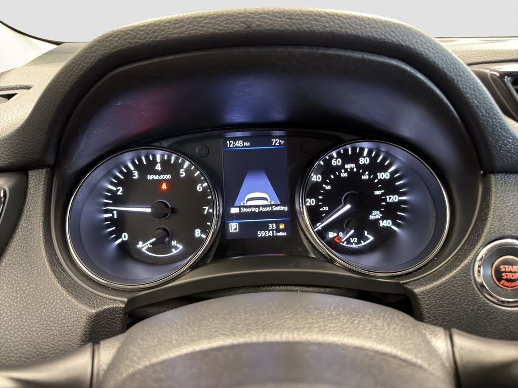Used 2019 Silver Nissan SL image 13