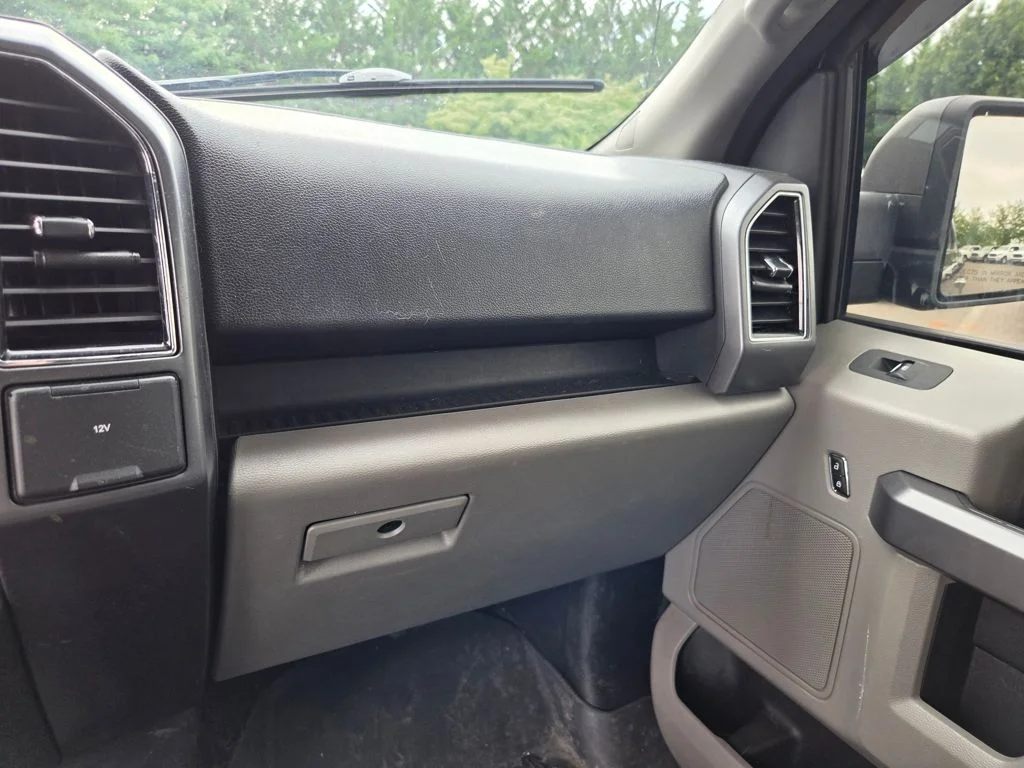 Used 2019 Blue Ford  image 19