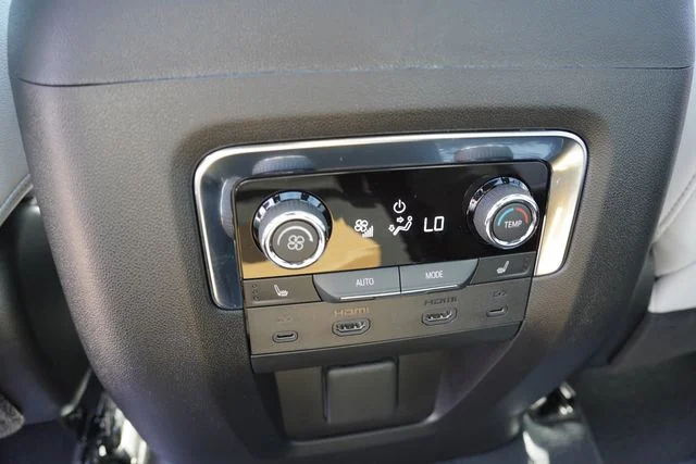 Used 2025 Black Chevrolet Premier image 21