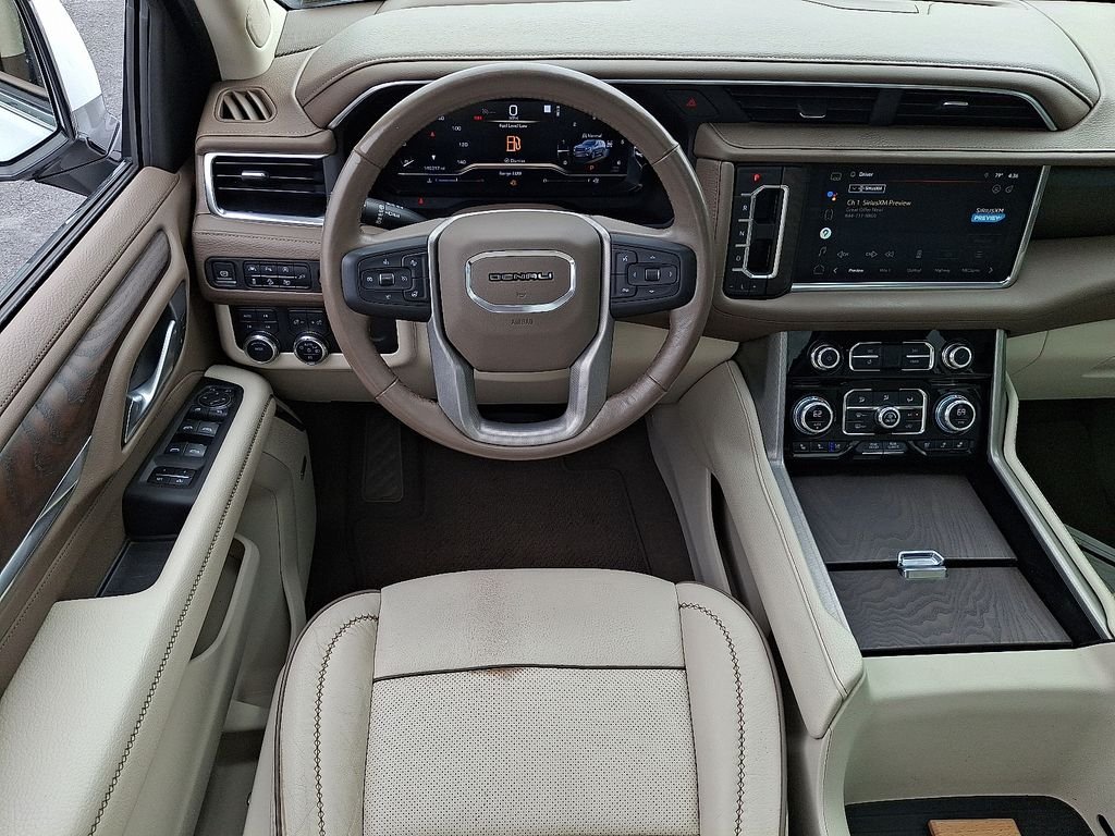 Used 2022 White GMC Denali image 12
