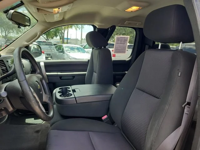 Used 2013 GRAYSTONE METALLIC Chevrolet LT image 21