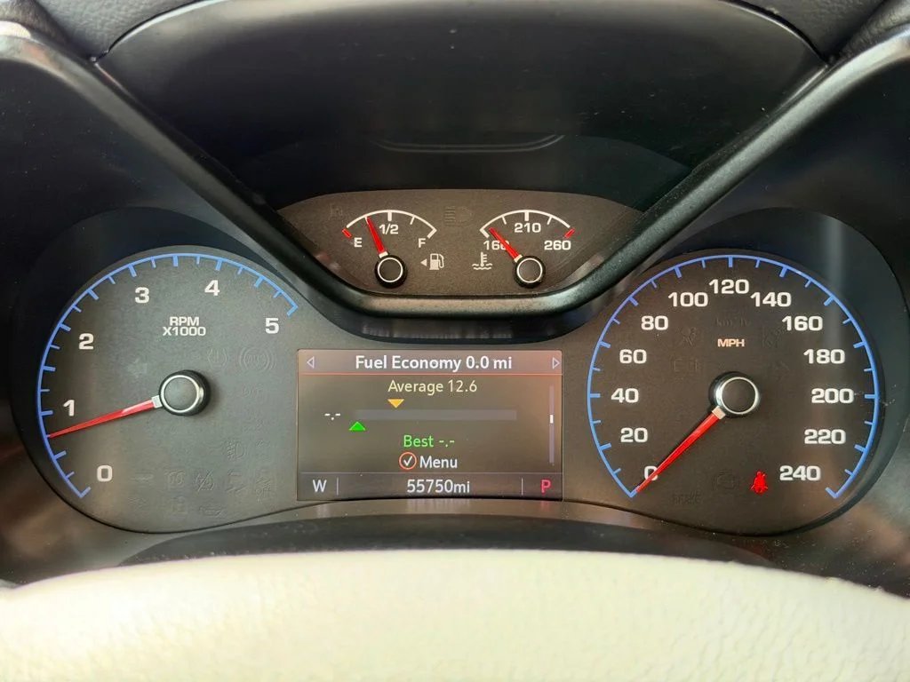 Used 2021 White GMC AT4 w/Leather image 19