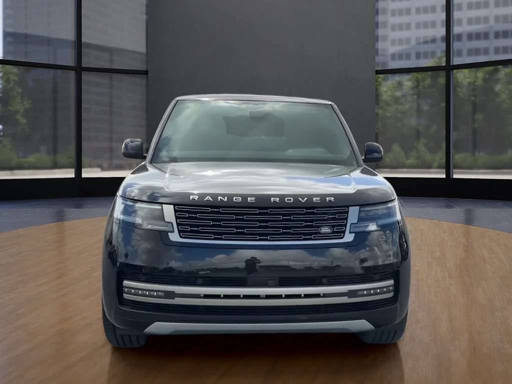 Used 2024 Black Land Rover SE image 2