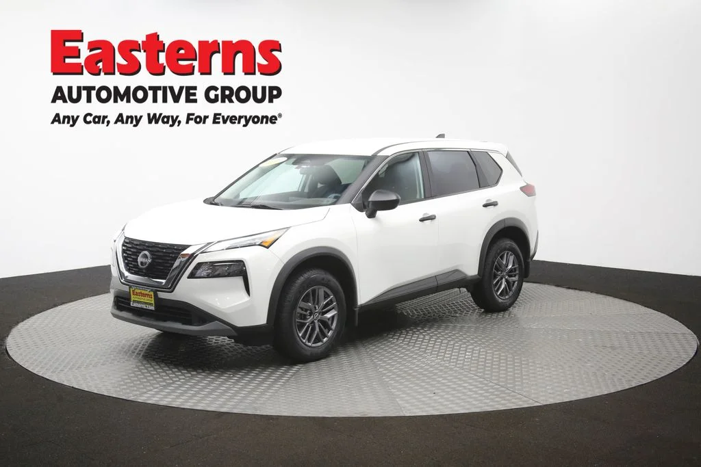 Used 2023 White Nissan S image 56