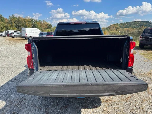 Used 2022 Blue Chevrolet LTZ image 7