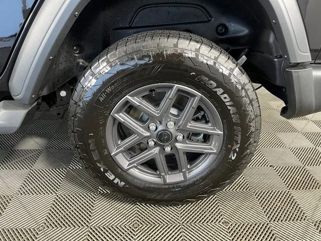 Used 2026 Black Jeep Sport S image 10