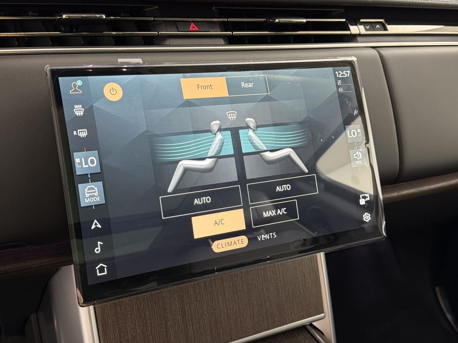 2026 Land Rover Range Rover SE - Photo 15
