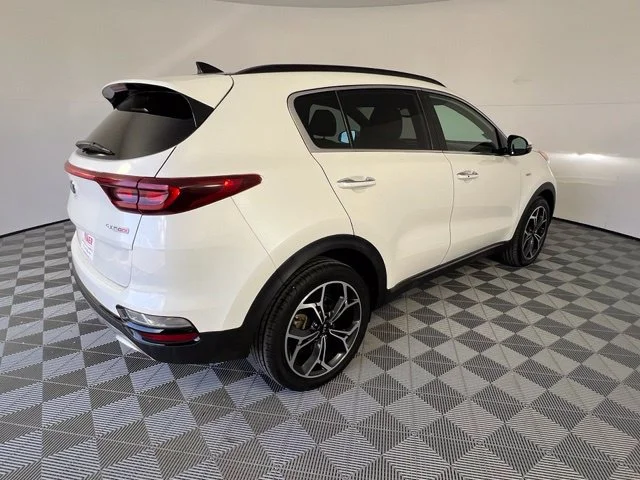 Used 2021 White Kia SX image 7