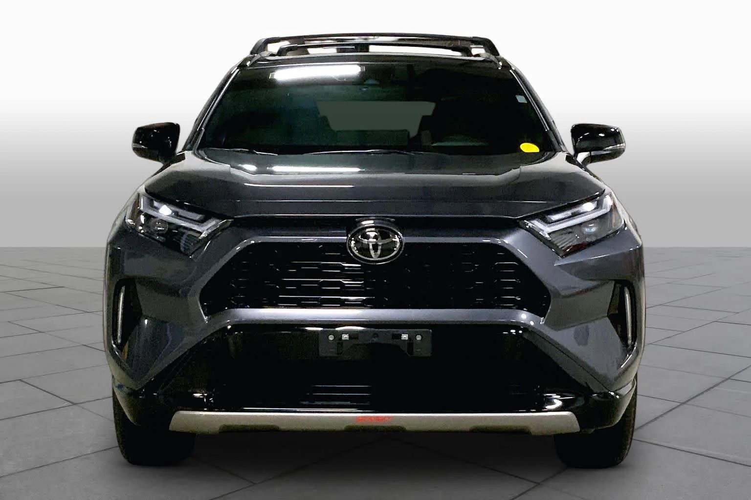 Used 2025 Magnetic Gray Metallic/Midnight Black Metallic Toyota Hybrid XSE image 4