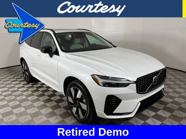2025 Volvo XC60 Plus