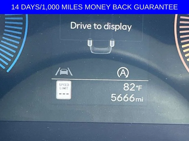 Certified Used 2025 White Hyundai SE image 27
