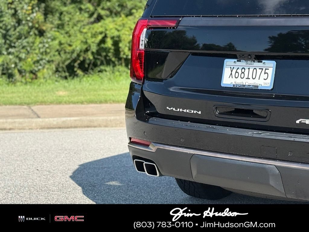 Certified Used 2025 Onyx Black GMC AT4 Ultimate image 16
