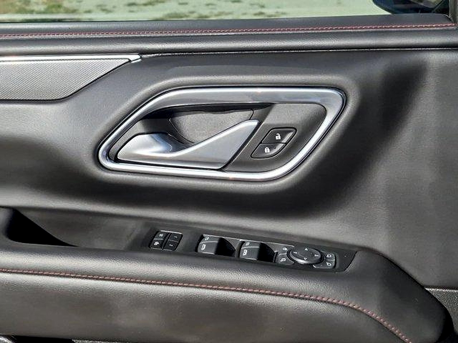 2022 Chevrolet Tahoe RST - Photo 23