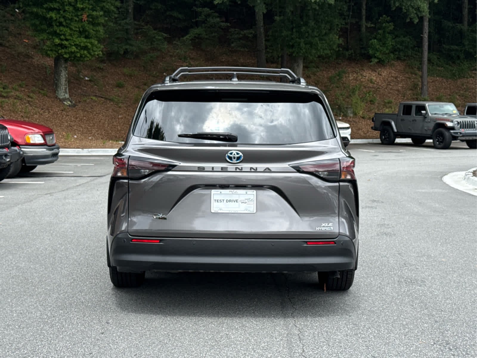 Used 2024 Predawn Gray Mica Toyota XLE image 4