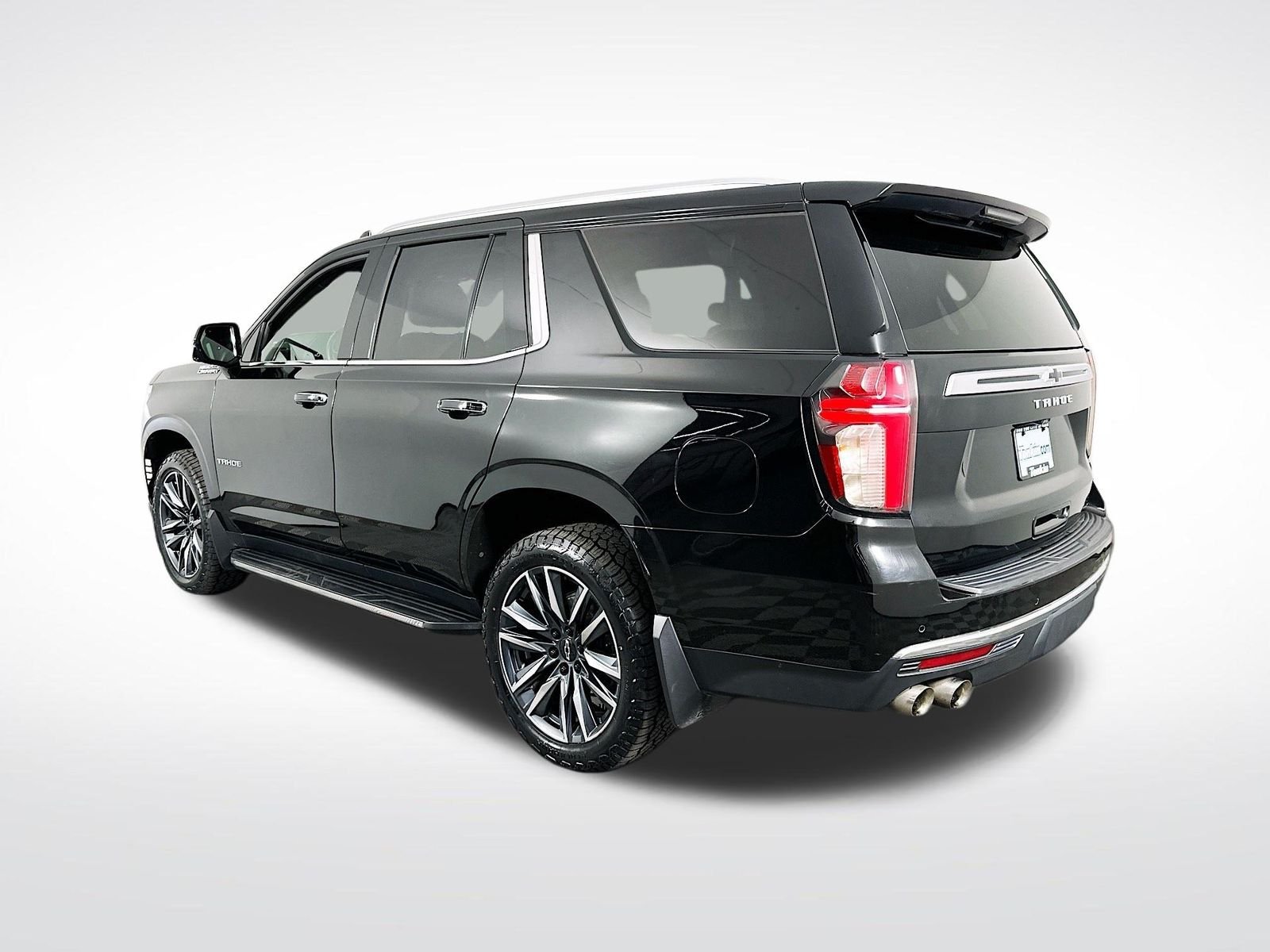 Used 2021 Black Chevrolet High Country image 6
