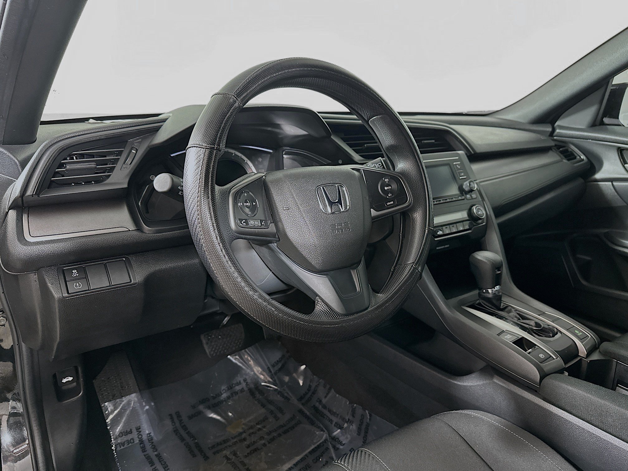 Used 2018 Black Honda LX image 9