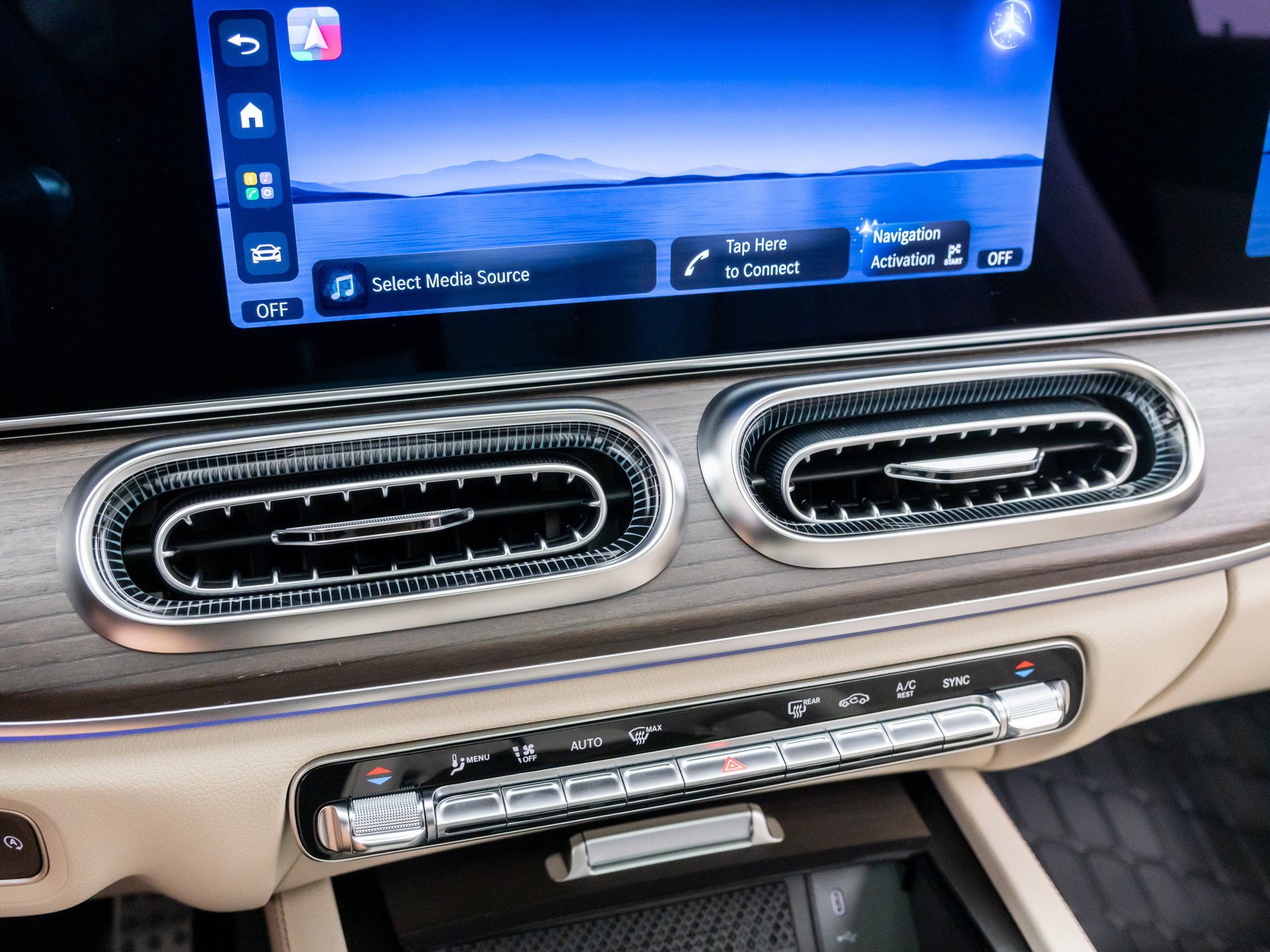 New 2027 White Mercedes-Benz GLE 450 image 71