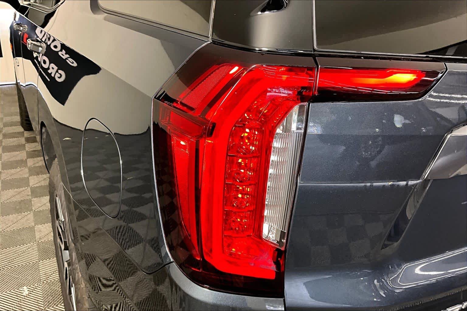 Used 2021 Dark Sky Metallic GMC AT4 image 54