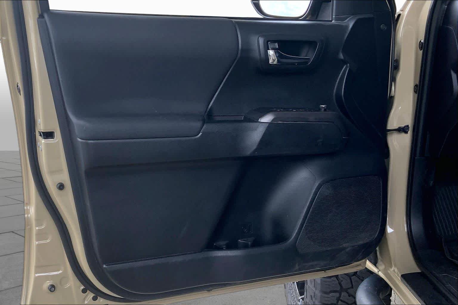 Used 2018 Quicksand Toyota TRD Sport image 21