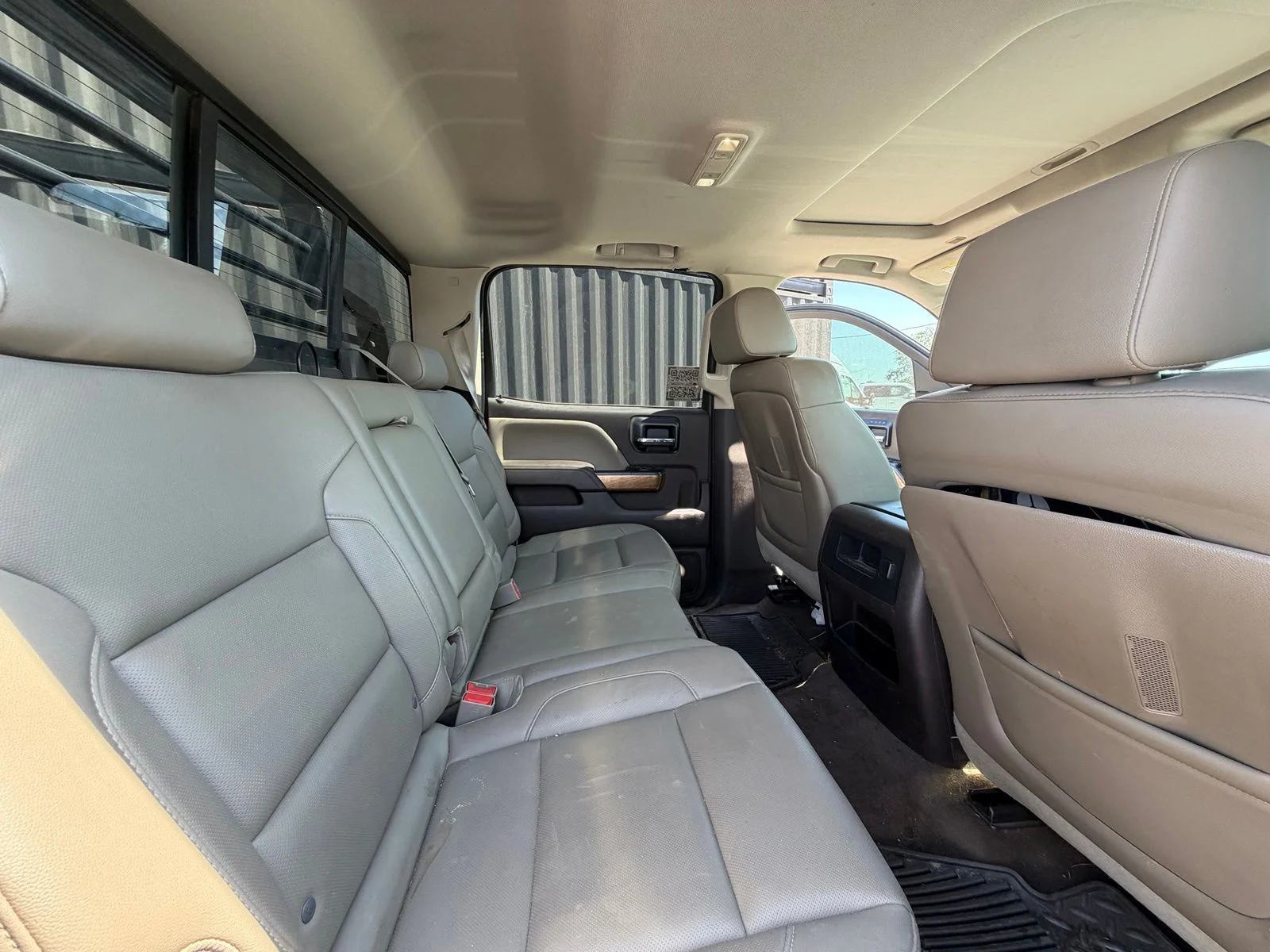 Used 2015 White Chevrolet LTZ image 16