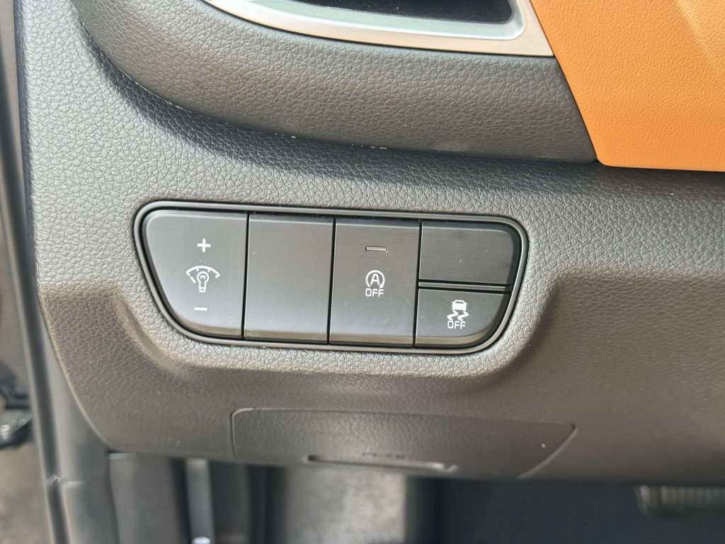 Used 2024 Black Kia EX image 19