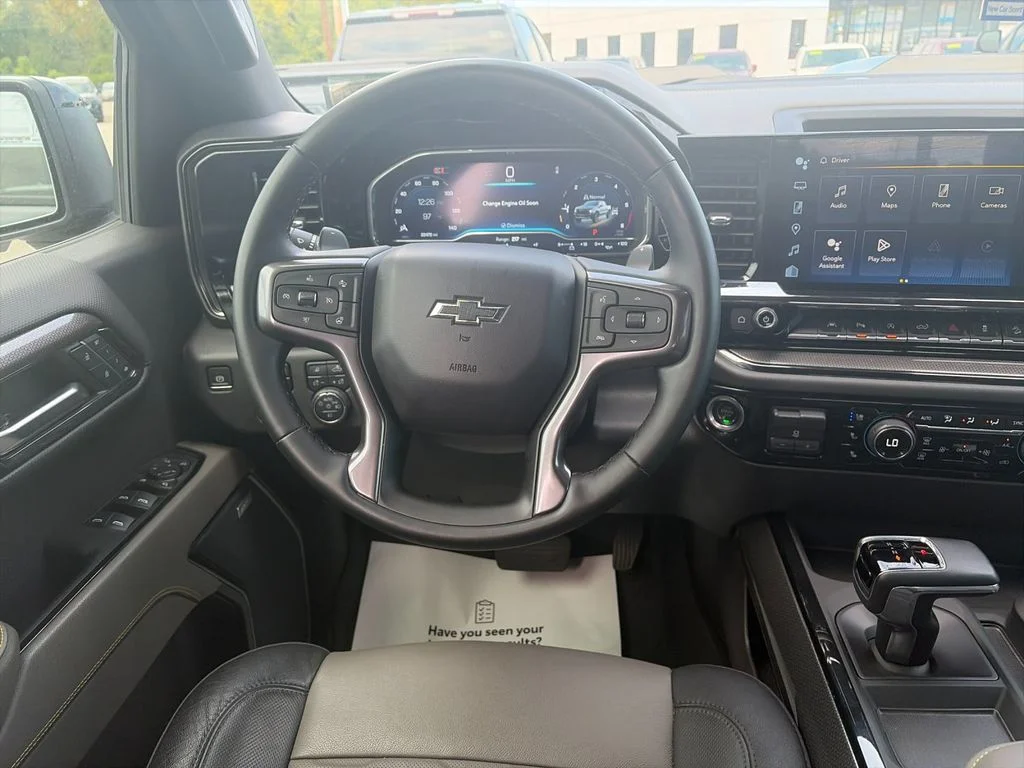 Used 2024 Gray Chevrolet ZR2 image 17