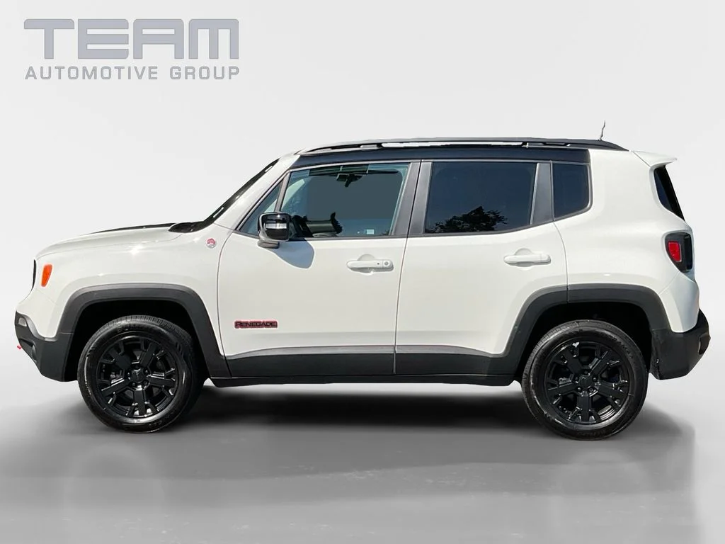 Used 2023 White Jeep Trailhawk image 4