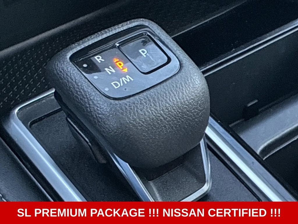 Used 2023 White Nissan SL image 30
