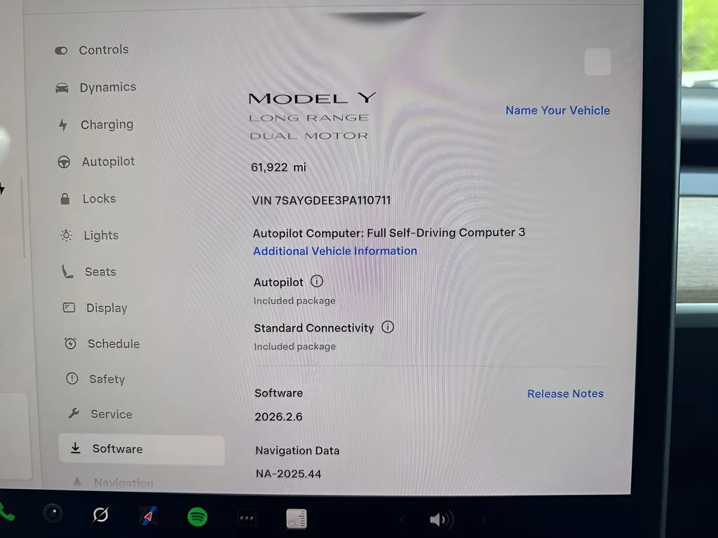 Used 2023 White Tesla Long Range image 24