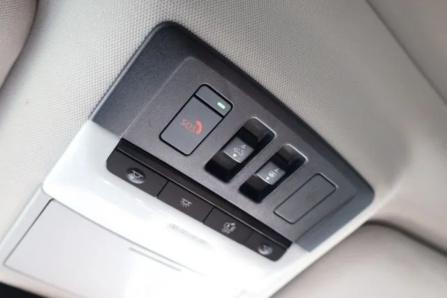 Used 2023 Gray Nissan Platinum image 33
