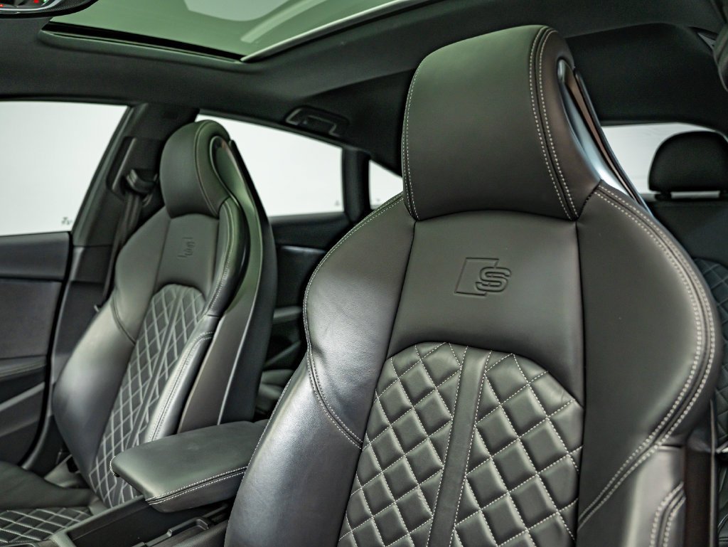 Used 2023 Java Green Metallic Audi Premium Plus image 37