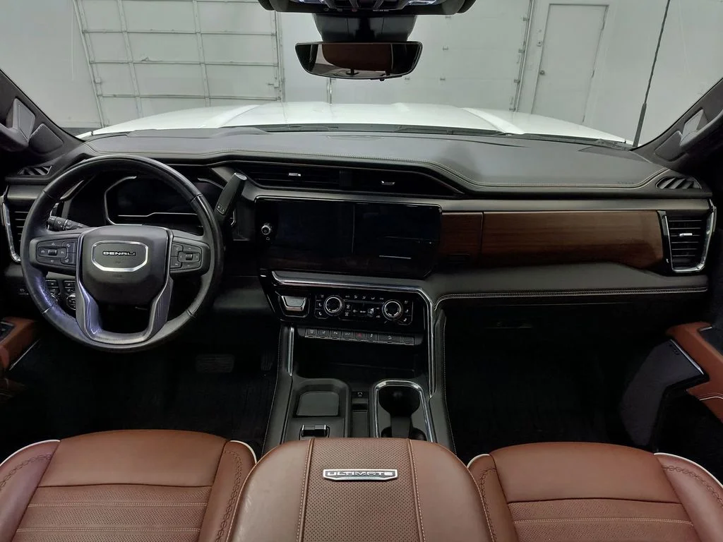 2024 GMC Sierra 3500HD Denali Ultimate - Photo 8