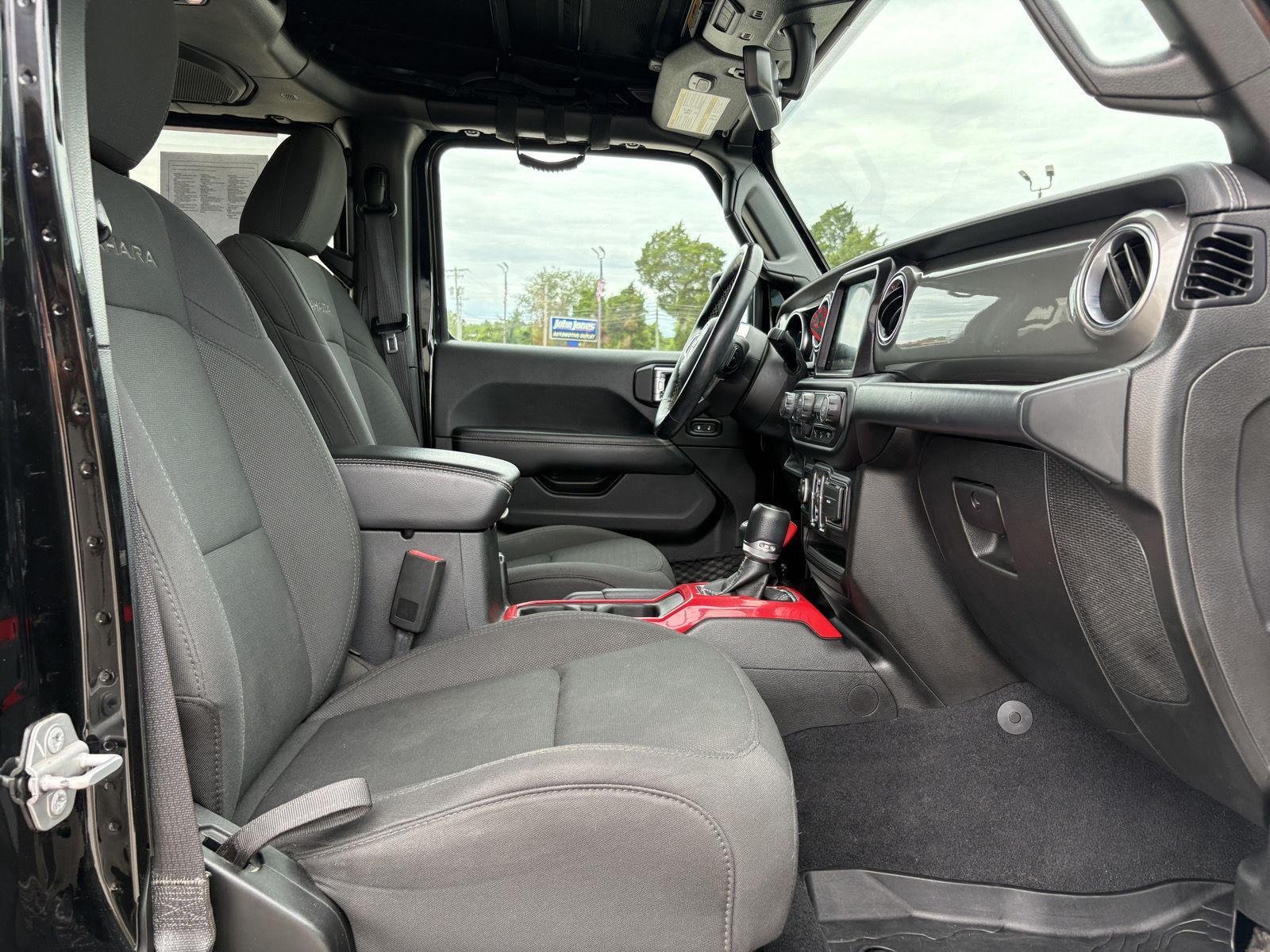 Used 2020 Black Clearcoat Jeep North Edition image 13