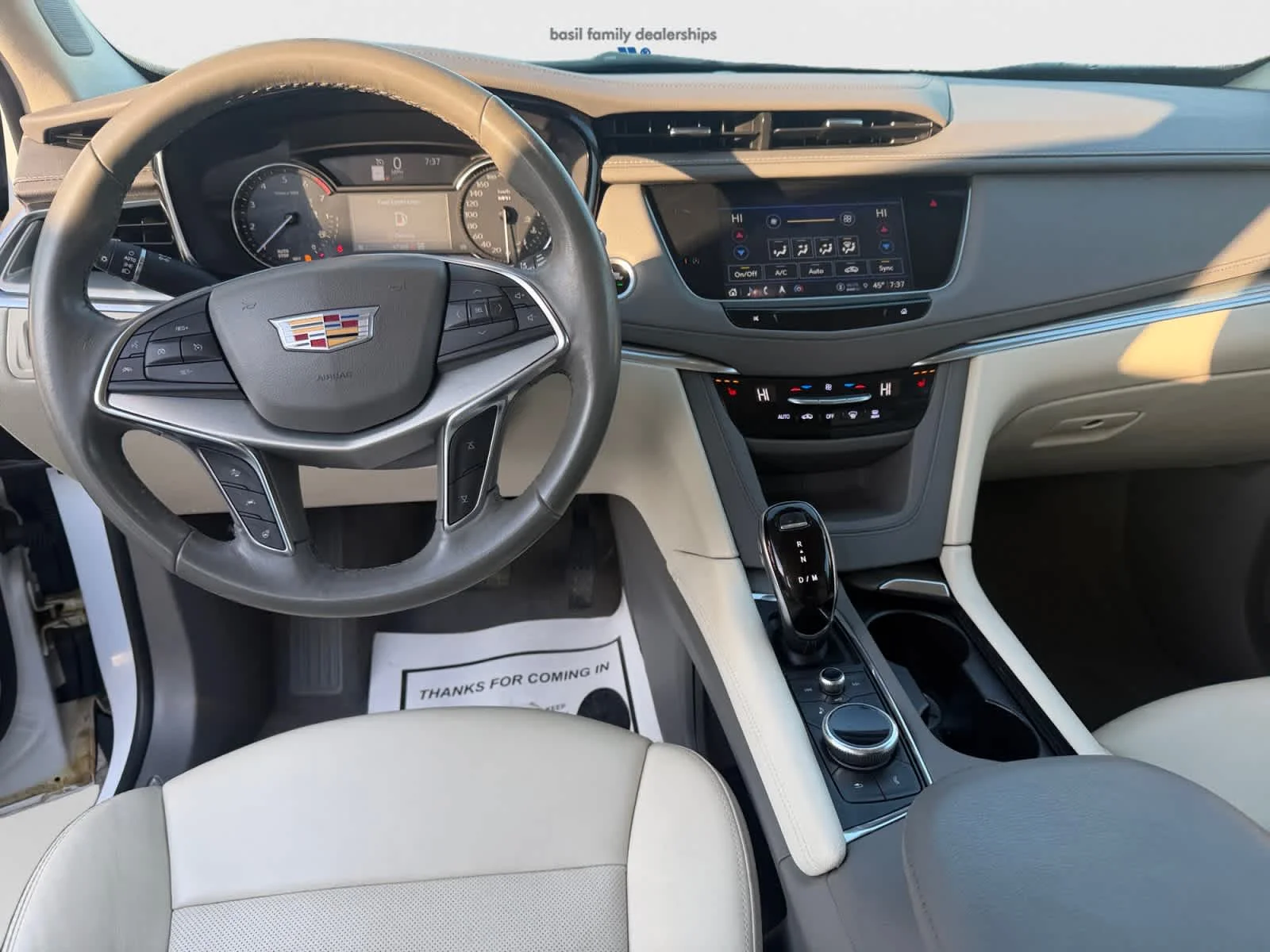 Used 2022 Crystal White Tricoat Cadillac AWD Premium Luxury image 13