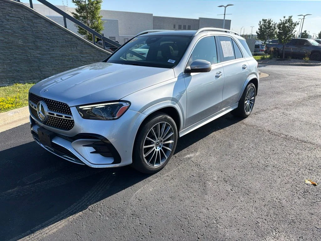 Used 2024 Silver Mercedes-Benz GLE 450 image 3