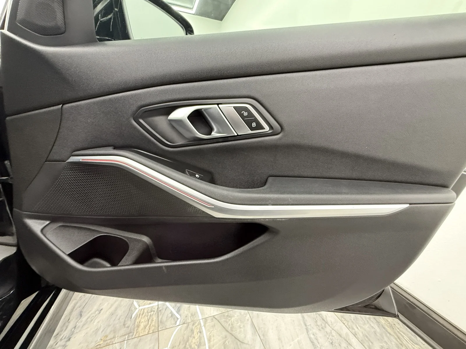 Used 2019 Jet Black BMW 330i xDrive image 41