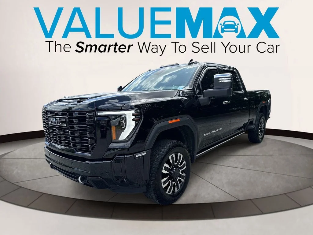 Used 2025 Black GMC Denali Ultimate image 8