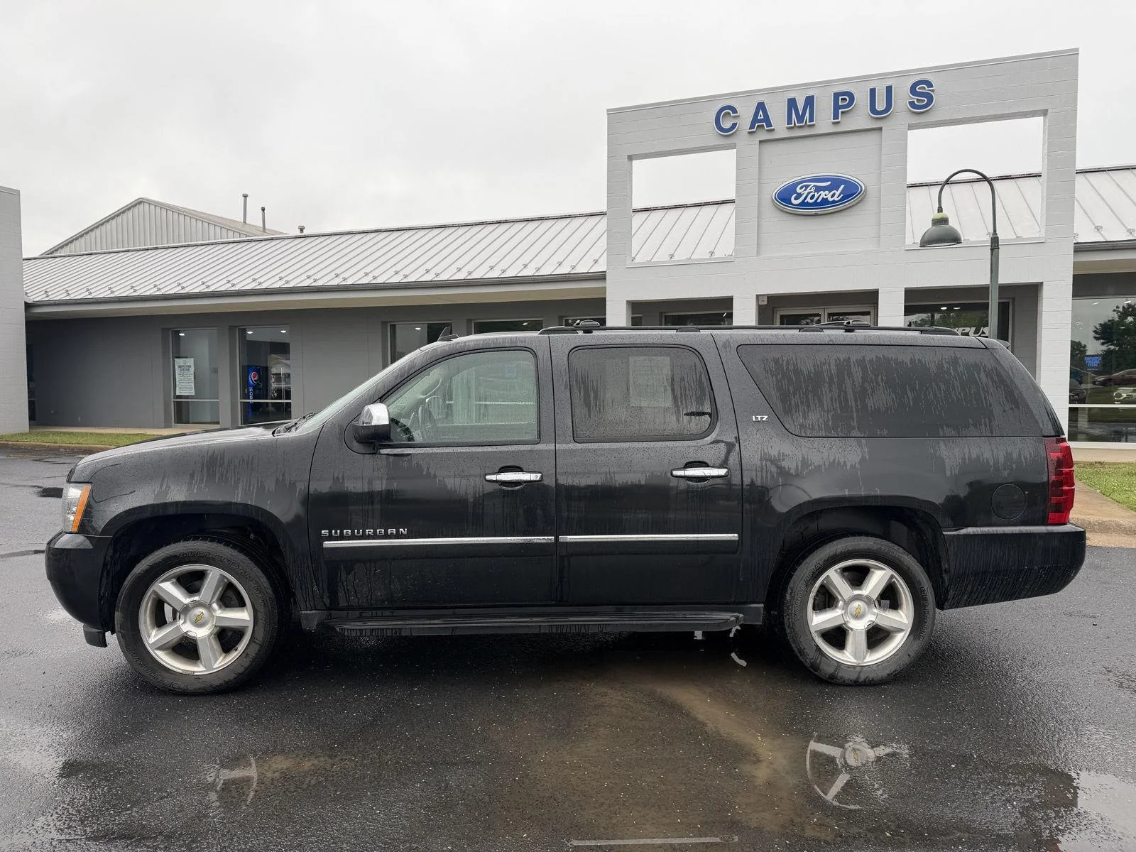 Used 2013 Chevrolet Suburban LTZ with VIN 1GNSKKE76DR310313 for sale in Waynesboro, VA