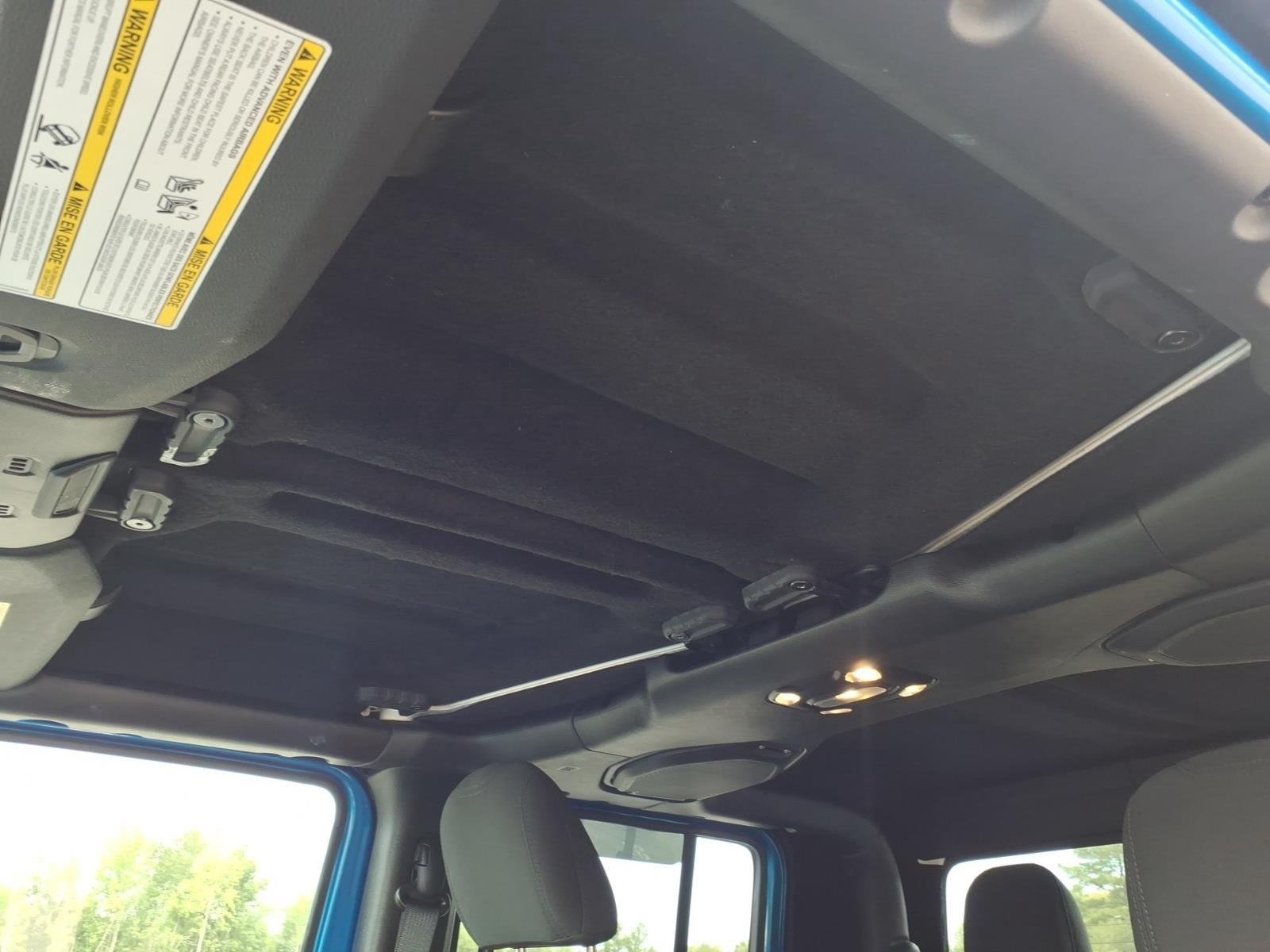 Used 2023 Hydro Blue Pearlcoat Jeep Sport image 5