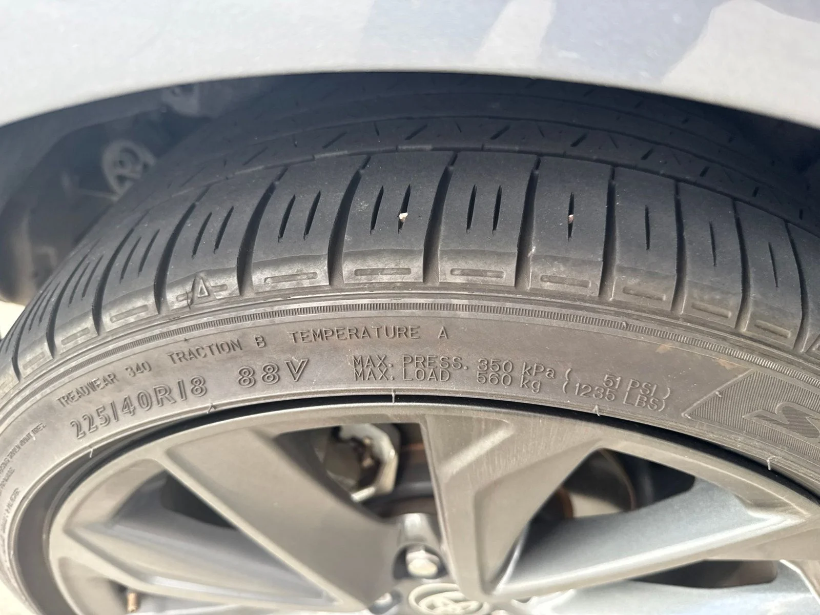Used 2025  Toyota SE image 18