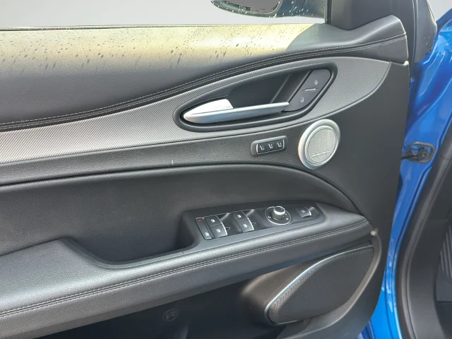 Used 2023 Blue Alfa Romeo Veloce image 24