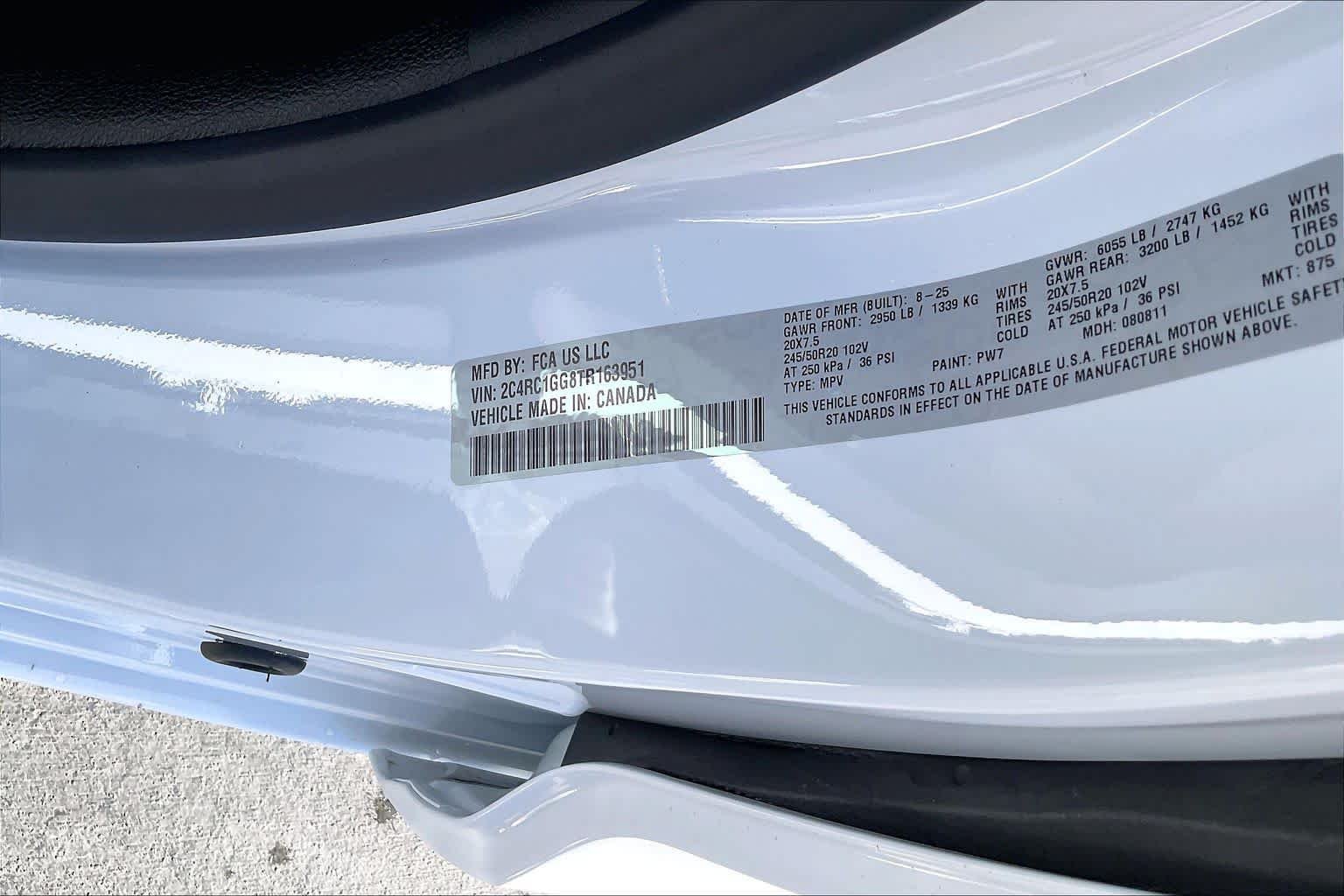2026 Chrysler Pacifica Limited - Photo 19
