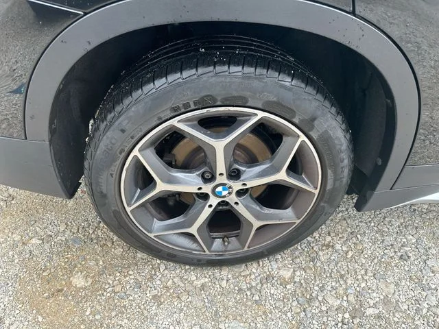 Used 2018 Black BMW sDrive28i image 52