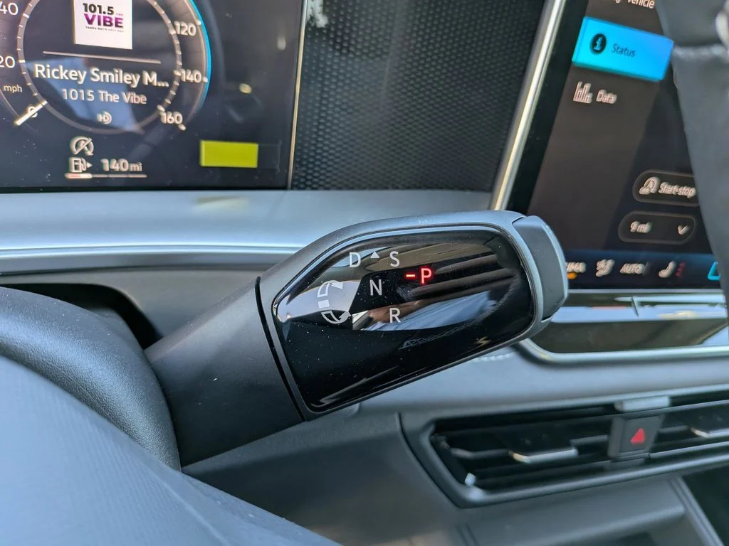 New 2026 Blue Volkswagen 2.0T SE image 25