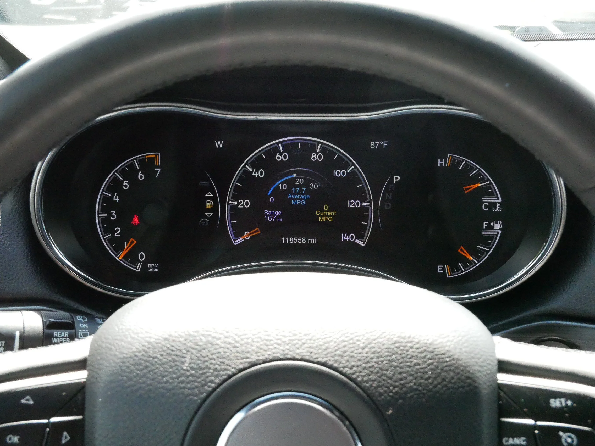Used 2019 Billet Silver Metallic Clearcoat Jeep Altitude image 21