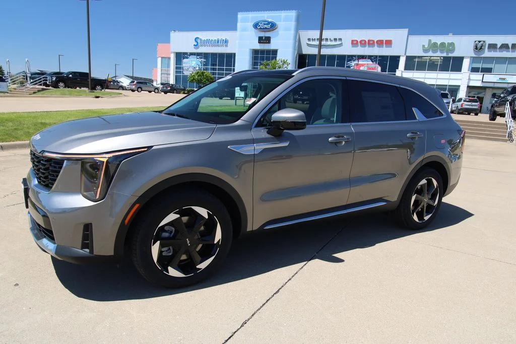New 2026 Volcanic Sand Kia EX image 19